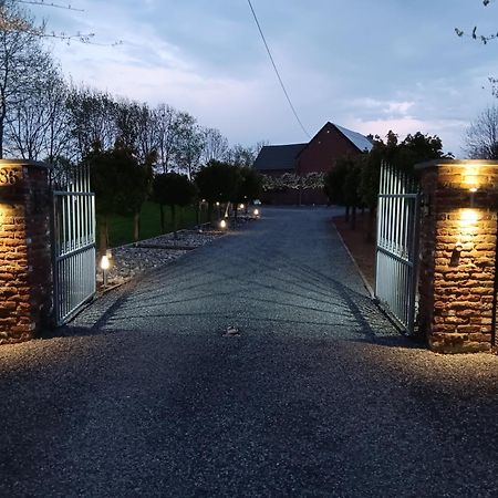 La Chambre Des Daines Бенш Екстер'єр фото